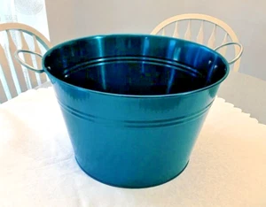 Large Round Beverage Tub w/ Handles Ice Bucket Shimmering Blue Good Condition - Picture 1 of 6