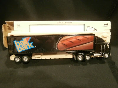 LIBERTY DIE-CAST METAL KENWORTH REPLICA CAB w/TRAILER - Image 1 of 4