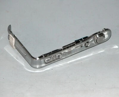 Marco medio/panel superior para cámara digital Nikon Coolpix L5 - Piezas de reparación Foto 1 de 3