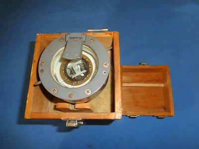Vintage Hipco Flashlight Compass w/Box Military, Naval, Nautical WW2 Era Lionel? - Image 1 of 4
