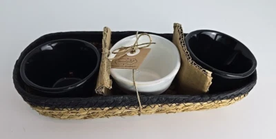 Platos de gres negro Mud Pie 2022 artículo # 48500300 Foto 1 de 4