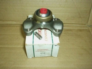 1967 1969 1971 1973 Chevy 1/2 & 3/4 ton Pickup Truck u-joint centering yoke NOS! - Picture 1 of 1