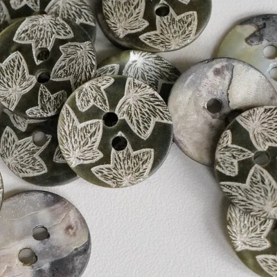 UK Textile Shell Buttons – Moss Green Base with White Ivy Leaf Pattern, 5 Pieces - Image 1 of 4