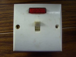 Vintage 50er Jahre Falks Single Kipp Blinker Schalter zweipolig elfenbein 250V 20A - Bild 1 von 5