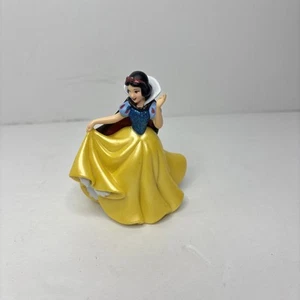 Vintage 1993 Disney Snow White Vinyl Figure Cake Topper 3.5" - Picture 1 of 4