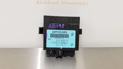 11 CADILLAC ESCALADE ESV POWER LIFTGATE HATCH MODULE 20935205 - Image 1 of 4