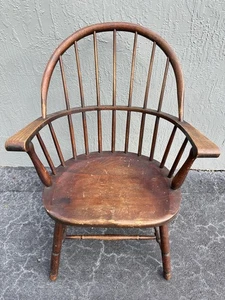 Vintage Nichols & Stone Windsor Continuous Arm Chair – Solid Wood, Brown - Picture 1 of 21