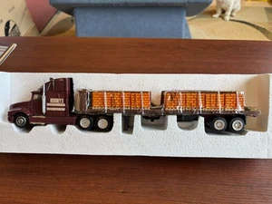 K-Line K-8116 Hershey's "Reese's" Flatbed Heavy Hauler Tractor Trailer, LNIB - Picture 1 of 10