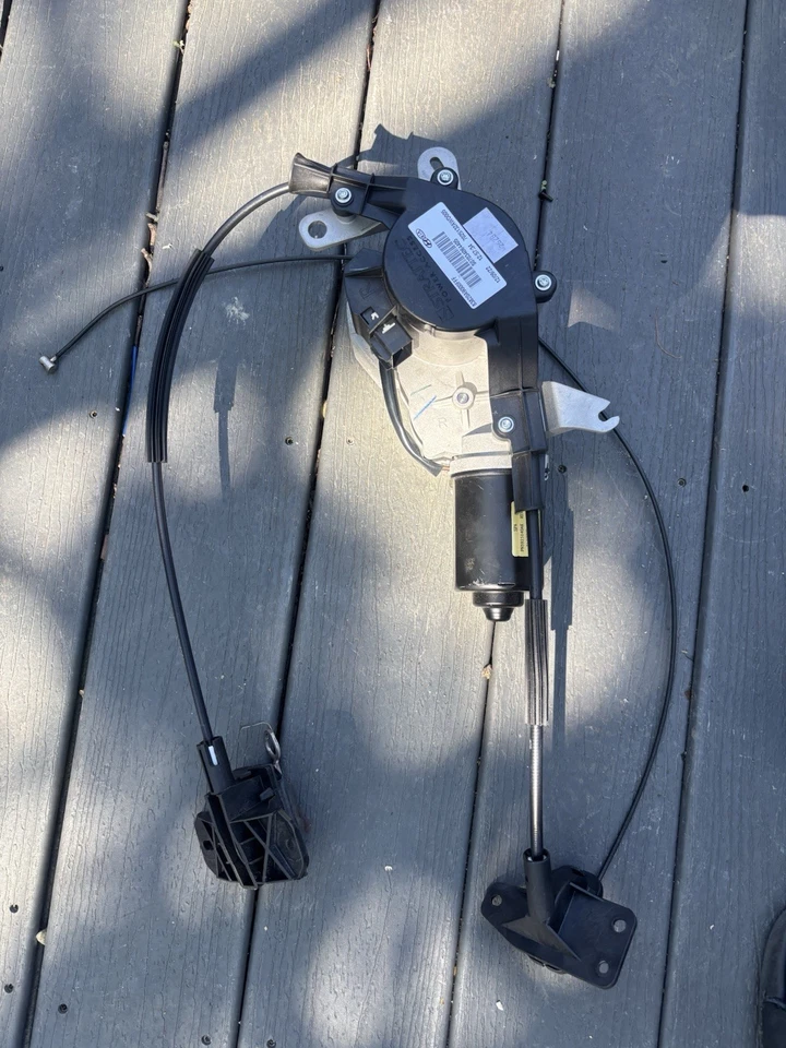 Motor puerta corredera lateral pasajero derecha 15-21 KIA SEDONA SXL ¡Excelente estado!! Foto 1 de 4