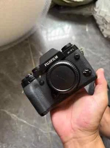 Fujifilm X-T1 16.3MP Mirrorless Digital Camera Black / 3.0-Inch LCD (Body Only) - Picture 1 of 6
