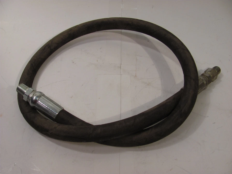 DAYCO   38 &3/4 " overall 3/8 " HIGH PRESSURE HOSE 1/4 " npt  ends 4000 # psi  - Image 1 of 2