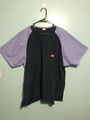 DICKIES Unisex V-collared Double Pocketed Hospital Scrub Top! Size Large! - Image 1 of 2