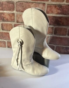 Vintage Majorette Cheerleader Walking Boots White With Side Tassel Women Sz 7M - Picture 1 of 8