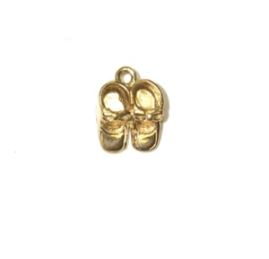 10k yellow gold 3D Baby Shoe pendant charm 1.5g estate vintage ladies - Imagen 1 de 8