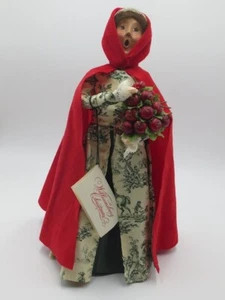 BYERS CHOICE CAROLERS 2002 Williamsburg Lady Woman with Apple Cone-SIGNED w/ Tag - Picture 1 of 12