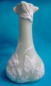 Beautiful Antique Vase. Gardner. Russia until 1917 Butterflies on flowers. Rare! - Picture 1 of 8