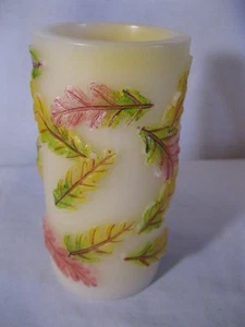 Bemalte Herbstfarbe erhabene Blätter Echtwachs flackerndes Licht Batterie Kerze 5,75" - Bild 1 von 10