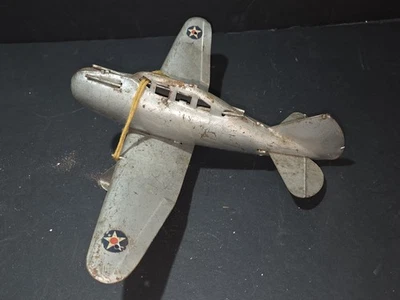 Avión de juguete de acero prensado Marx P-35 Seversky vintage de la década de 1930 anterior a la Segunda Guerra Mundial Foto 1 de 4