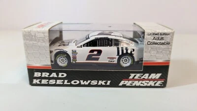 Brad Keselowski #2 Miller Lite 2017 1:64 diecast Lionel Racing ARC Foto 1 de 4