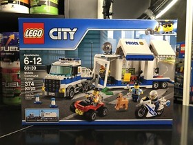 LEGO City Mobile Command Center Set 60139