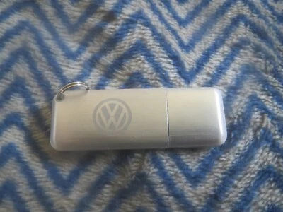 2016 2017 2018 VOLKSWAGEN BUDDY MODELO INTRODUCCIÓN USB KIT DE PRENSA DE MEDIOS INFORMÁTICOS Foto 1 de 2