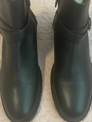 Botines Aquatalia Made in Italy Nellie con correa de cuero negro para moto talla 6,5 Foto 1 de 4