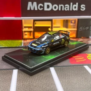 Coche de exhibición fundido a presión modelo deportivo de carreras FW 1:64 2004 WRC STI #43 negro - Imagen 1 de 6