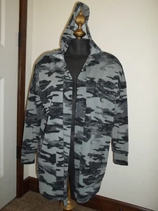 LuLaRoe X-Small Cozy Mackenzie Cardigan Hoodie Gray Blk Camouflage Print XS NWT - Bild 1 von 15