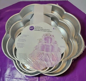Wilton 4 Piece Tier Petal Shape Pan Set Aluminum 15,12,9,6 Inch Pans 2" Depth - Picture 1 of 10