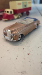 RARE VINTAGE DINKY TOYS # 194 BENTLEY S SERIES COUPE DIECAST CAR BRONZE 1960 - Picture 1 of 4