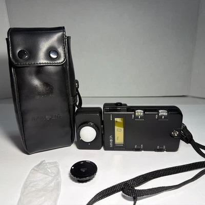 Medidor de flash Minolta III con difusor esférico, tapa y estuche - Funciona muy limpio Foto 1 de 4