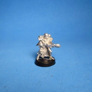 GW Warhammer 40k Adepta Sororitas Battle Sister w/ Flamer OOP Metal d00b - Picture 1 of 1