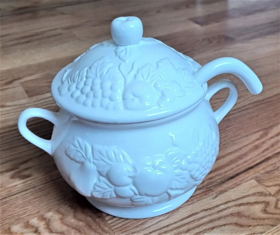 Tazón de sopa de 3 piezas de loza blanca naturaleza en relieve galería de mesas 6" Foto 1 de 4