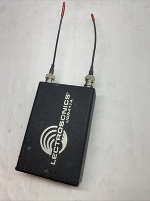 LECTROSONICS UCR411A - Block 25 (VI) 691.2-716.7 MHz  With Antennas - Image 1 of 4