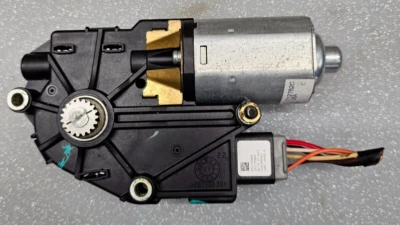08-17 Buick Enclave Traverse Acadia Outlook Sun Roof Sunroof Motor Assembly OEM - Image 1 of 4