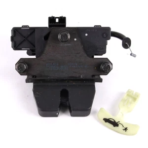 2005 - 2006 Volvo S40 Trunk Latch Lid Lock Actuator Assembly 31335046 3688 - Picture 1 of 3
