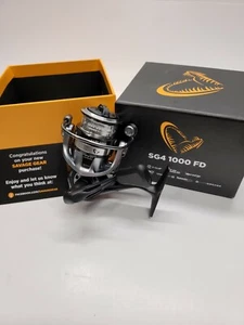 Savage Gear SG4-1000 FD 8+1BB Angeln Spinnrolle - Bild 1 von 1