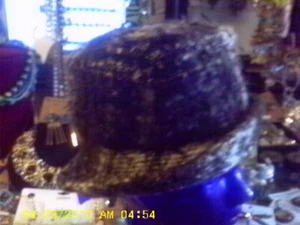 KOKIN GRAY PLAID BUCKET HAT RETRO MODERN FLARE 7 - Picture 1 of 6