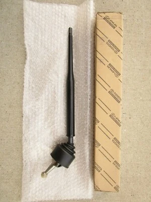 84- 87 TOYOTA LAND CRUISER BJ60 HJ60 5F MANUAL GEAR SHIFT LEVER ASSEMBLY OEM NEW - Image 1 of 4