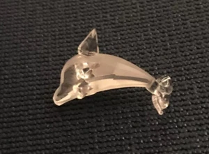 Crystal Collectable Dolphin With Frosted Outline figurine 1 1/4” Tall 1/4”Wide. - Picture 1 of 10