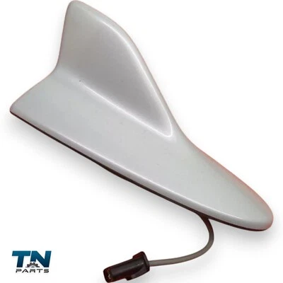 Antena de teléfono móvil Lexus GS350 GS430 GS460 Opaline Pearl 1G5 techo aleta de tiburón OE Foto 1 de 4