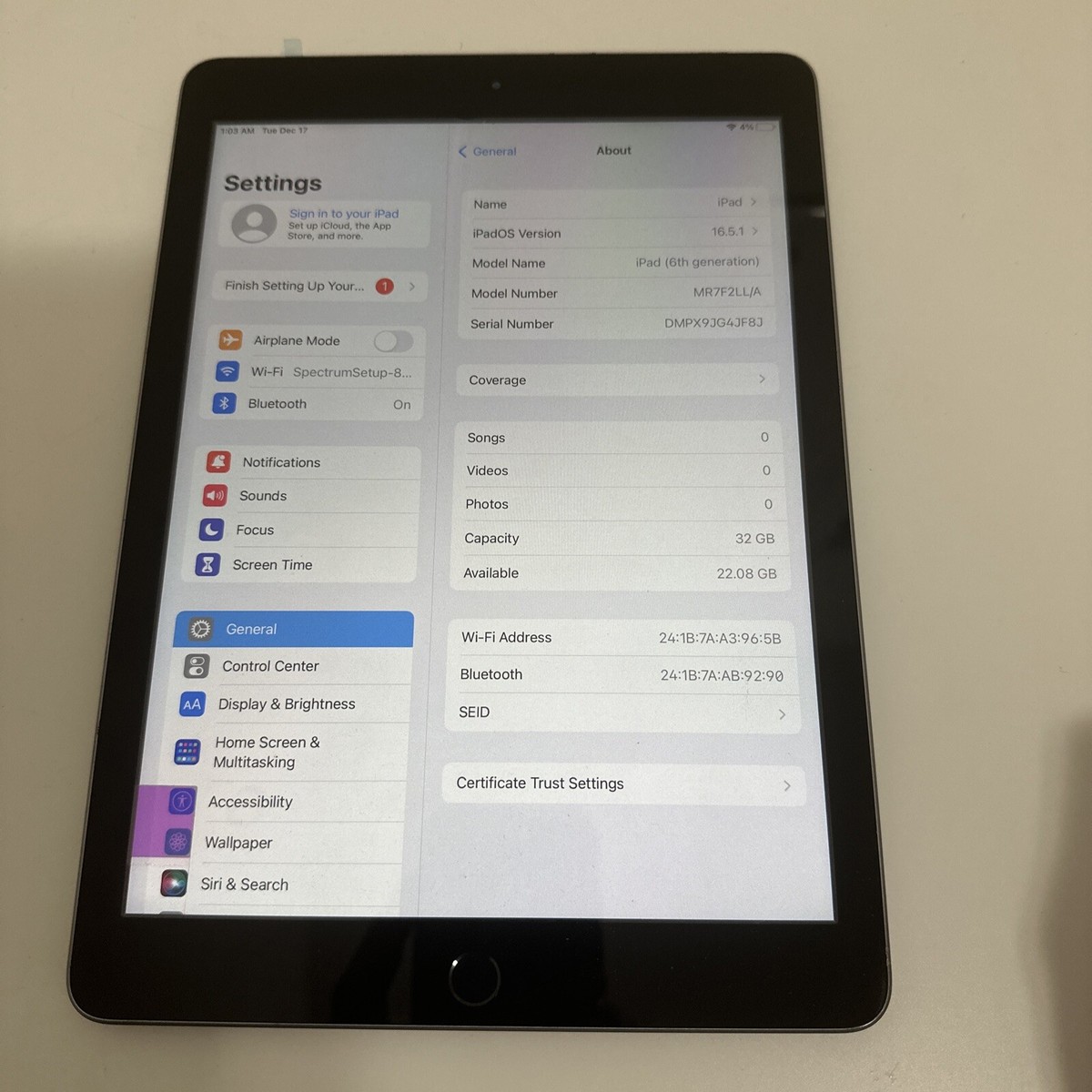 iPad6 第6世代 128GB WIFIモデル（iPad6（第6世代）128GB Wi-Fiモデル 