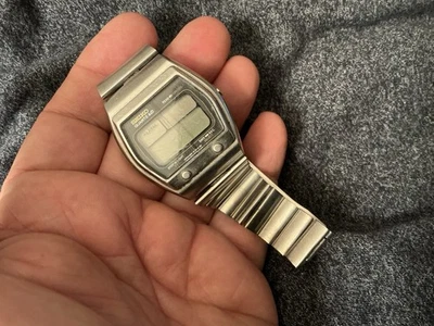 Reloj Seiko Hombre De Colección Para Piezas A031-5019 LCD Caja Inoxidable Bisel con Botones Foto 1 de 4