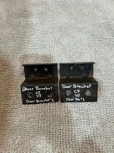 Jeep CJ YJ Lower Door Hinge Pair Bracket Backing Plate 76-95 - Picture 1 of 7