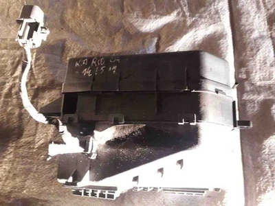 Modulo scatola fusibili KIA RIO II JB 1.30 benzina 71kw 2004 32112372 - Immagine 1 di 3