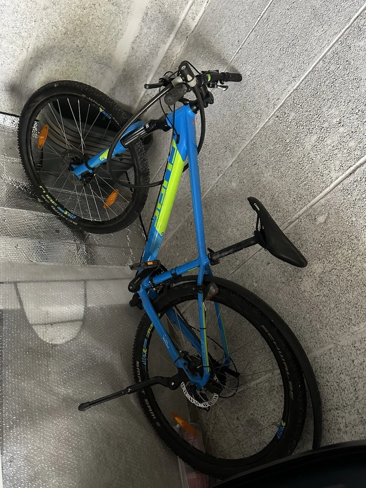 Cube Mountainbike 24 Zoll Blau Grün So Gut Wie Neu Top Zustand Abholbereit - Bild 1 von 1