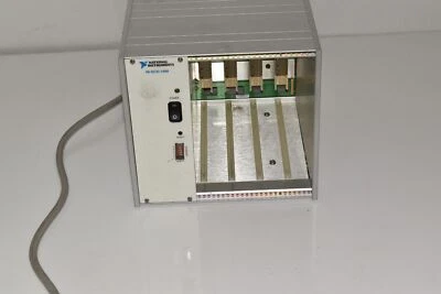 National Instruments SCXI-1000 Vier Schlitz Scxi Mainframe (GFB31) - Bild 1 von 4