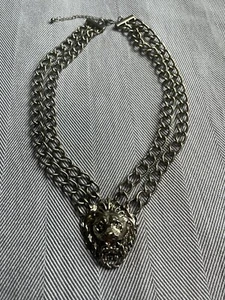 Large Lion Head Door Knocker necklace 19” Double Chain Gold Tone Costume Jewelry - Picture 1 of 8