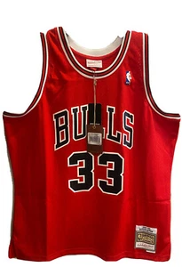 NWT Mens Mitchell & Ness NBA Swingman Road Jersey Bulls 97 Scottie Pippen XL - Picture 1 of 7