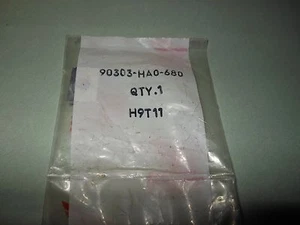 NOS Honda 6x7 Special Nut GL1500 ST1300 90303-HA0-680 - Bild 1 von 2